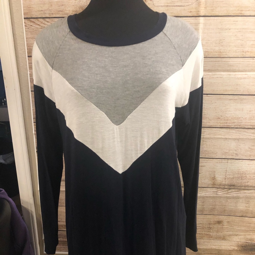 Women’s tunic.